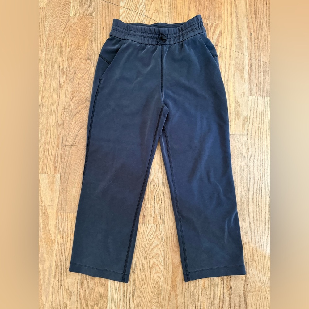 Lululemon Athletica Black Softstreme Ankle Cropped Pants